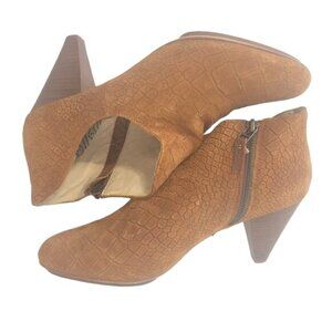 MATT BERNSON Boots Women's Size 9.5 Brown Jagguar Croco Embossed Ankle Booties